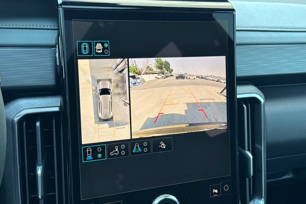 2026 GMC Acadia AT4 - Photo 21