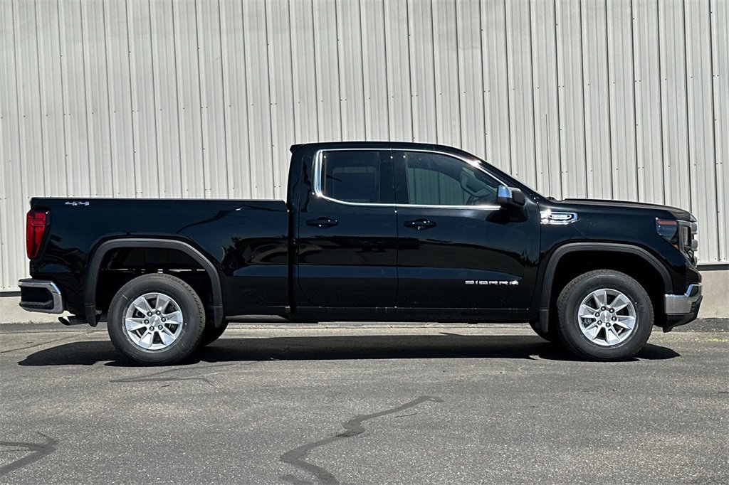 2025 Gmc Sierra 1500 SLE photo 4