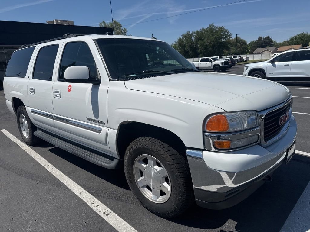 2005 GMC Yukon 4WD 1/2 Ton SLE's photo