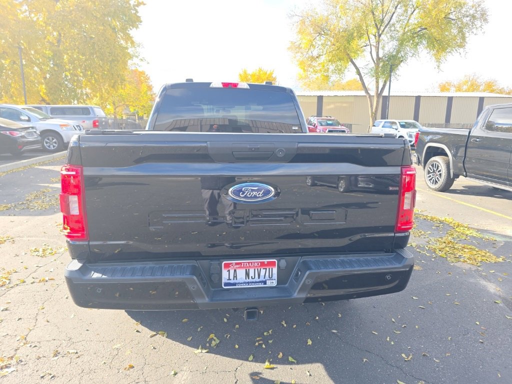 2021 Ford F-150 XLT photo 4