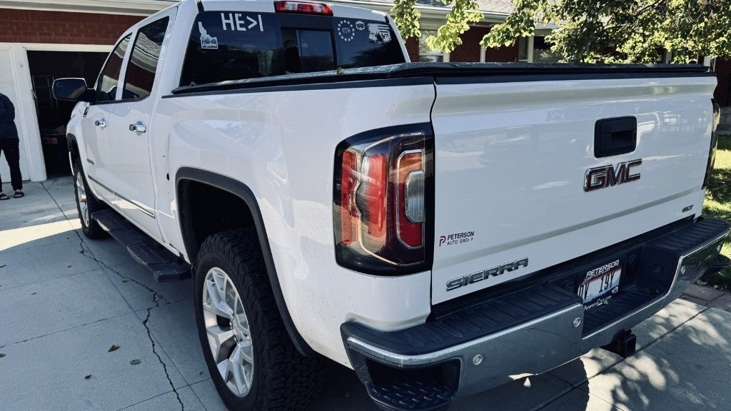Used 2018 GMC Sierra 1500 SLT Truck