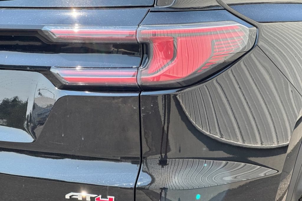 2026 GMC Acadia AT4 - Photo 27