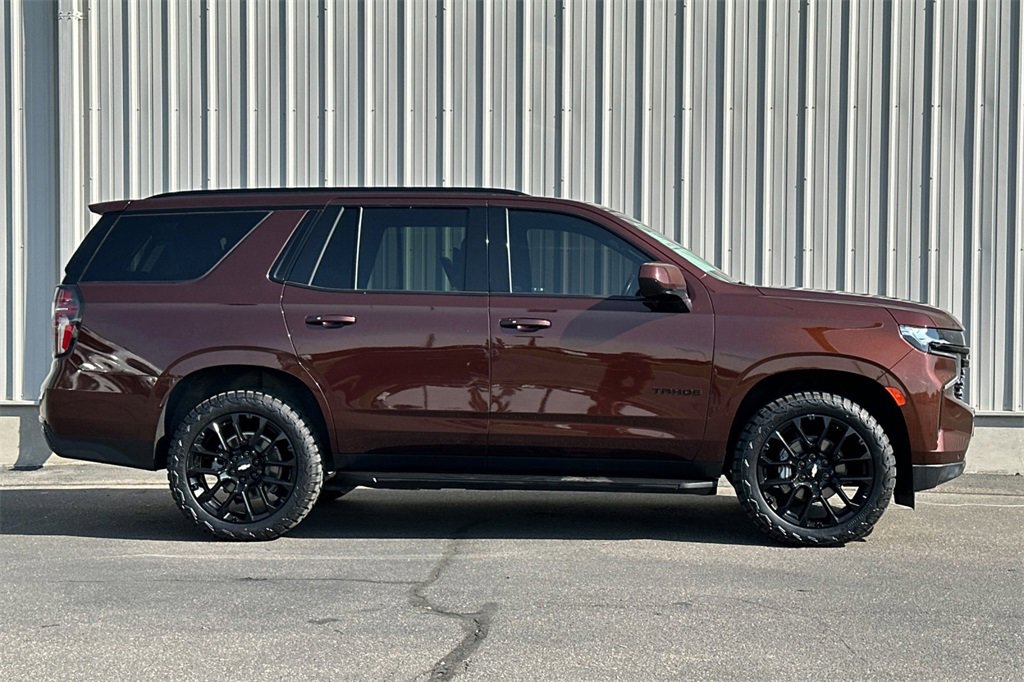 2023 Chevrolet Tahoe RST photo 3
