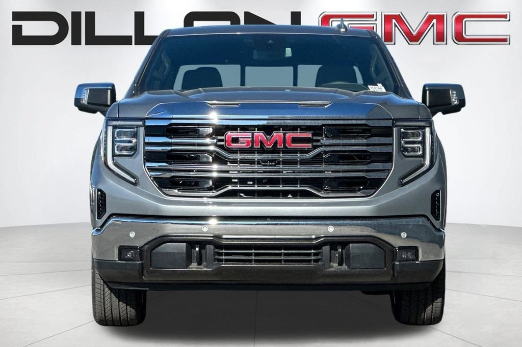 2026 GMC Sierra 1500 SLT - Photo 9