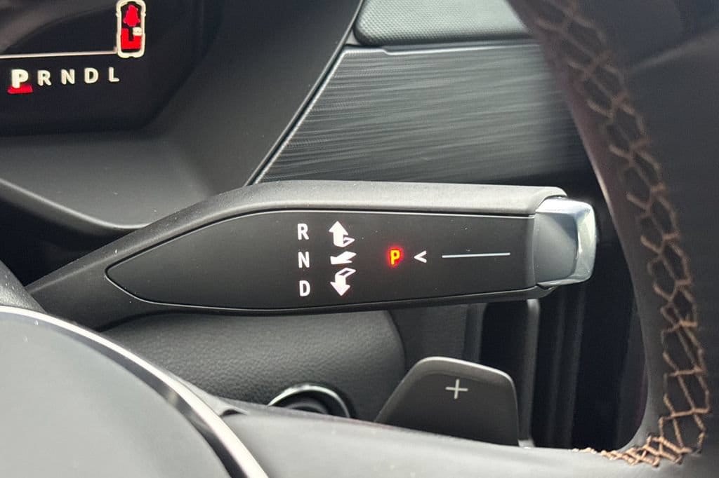 2026 GMC Acadia AT4 - Photo 20