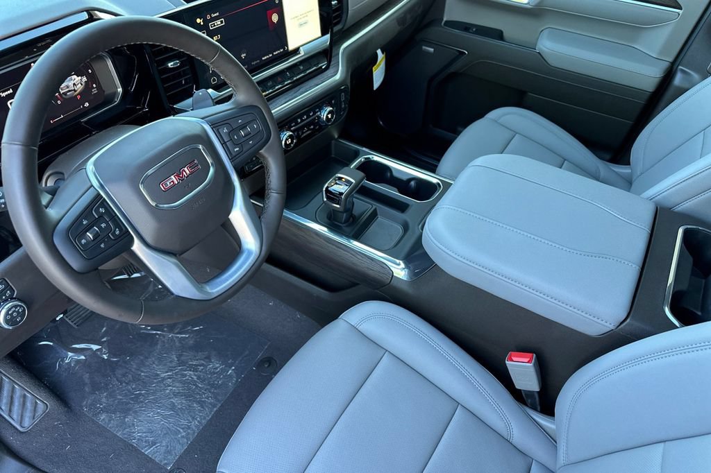2026 GMC Sierra 1500 SLT - Photo 10