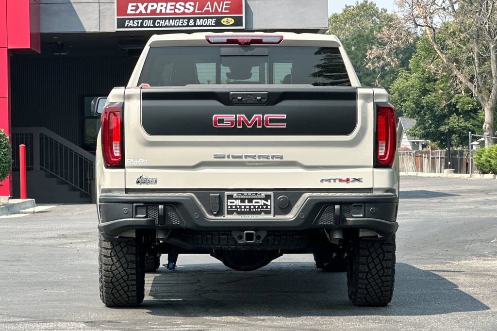 2026 GMC Sierra 1500 AT4X - Photo 8
