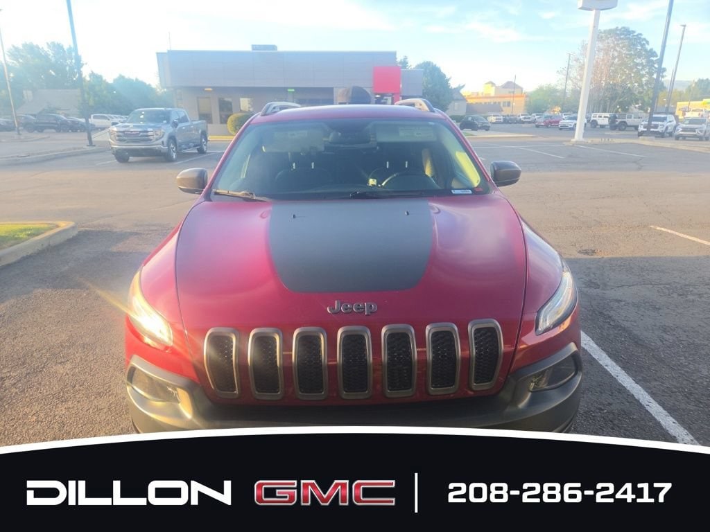 Used 2016 Jeep Cherokee Trailhawk 4x4 SUV