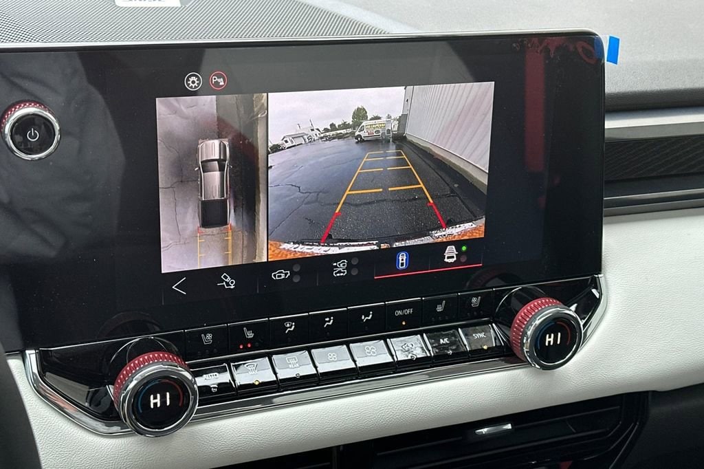 2026 GMC Canyon AT4X - Photo 17