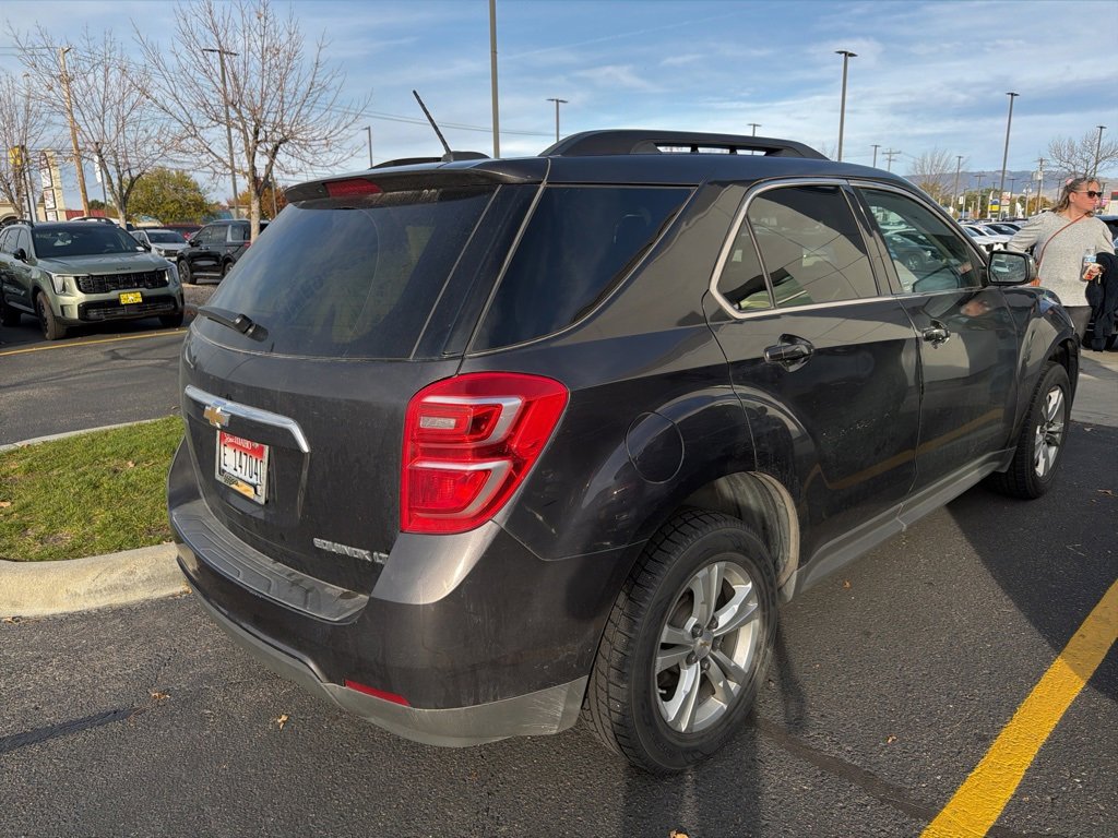 2016 Chevrolet Equinox LT photo 4