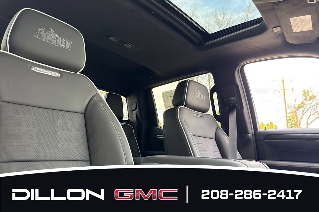2026 GMC Sierra 1500 AT4X - Photo 17