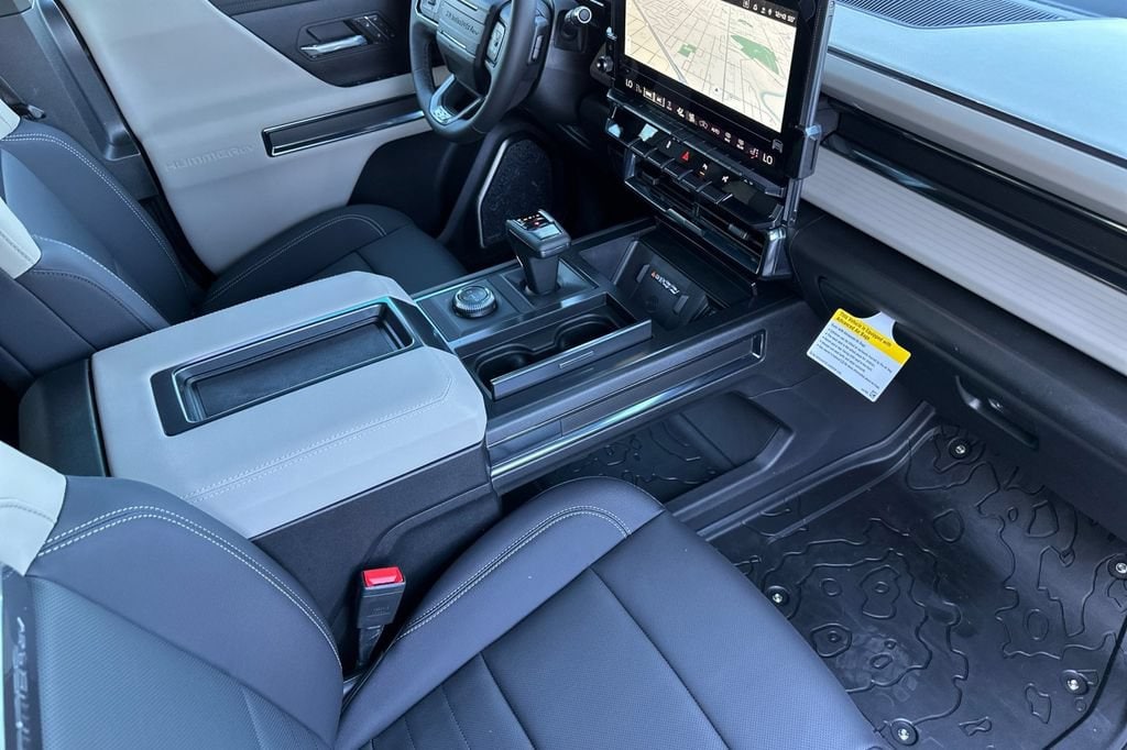 2026 GMC HUMMER EV 2X - Photo 13