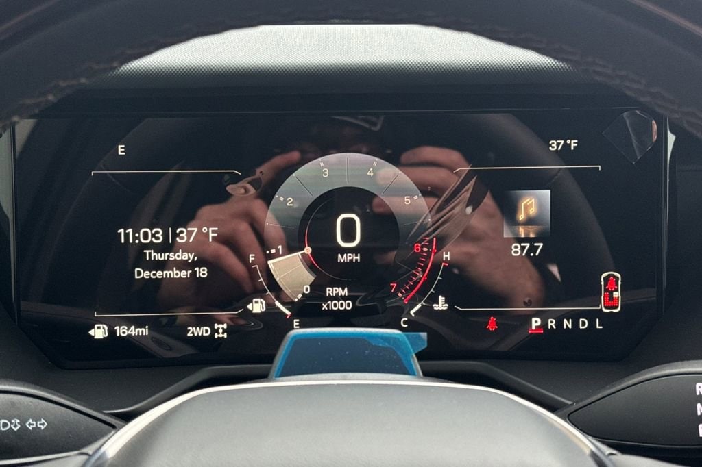 2026 GMC Acadia AT4 - Photo 23