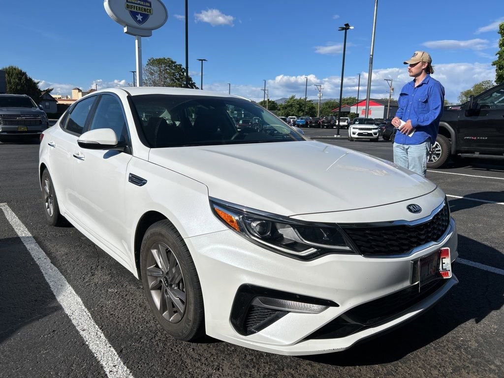 2020 Kia Optima LX AT's photo
