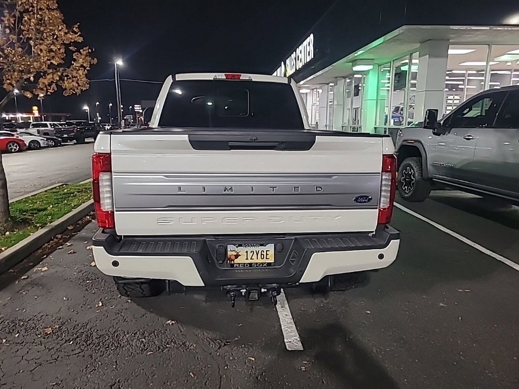 2019 Ford F-350 Limited photo 3