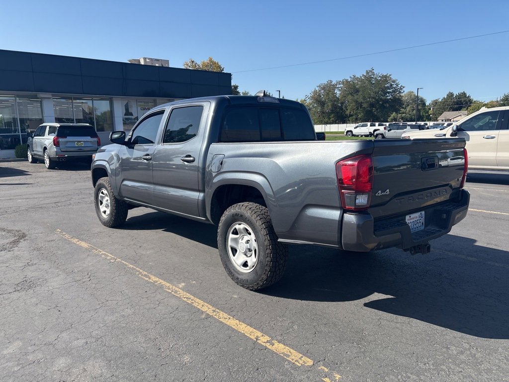 2021 Toyota Tacoma SR5 photo 3