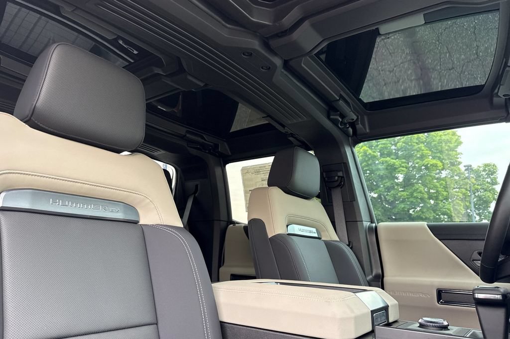 2026 GMC HUMMER EV 2X - Photo 16
