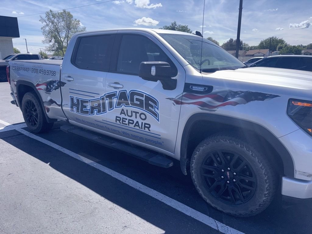 2022 GMC Sierra 4WD Crew Cab Standard Box Elevation's photo