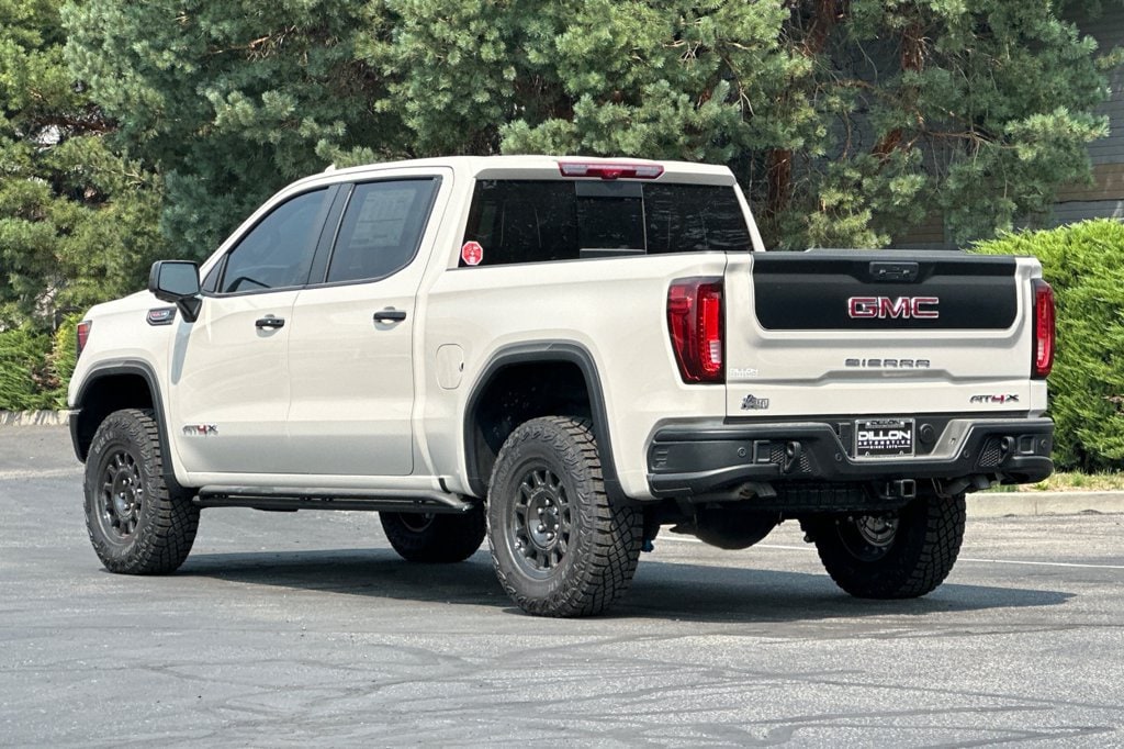 2026 GMC Sierra 1500 AT4X - Photo 9