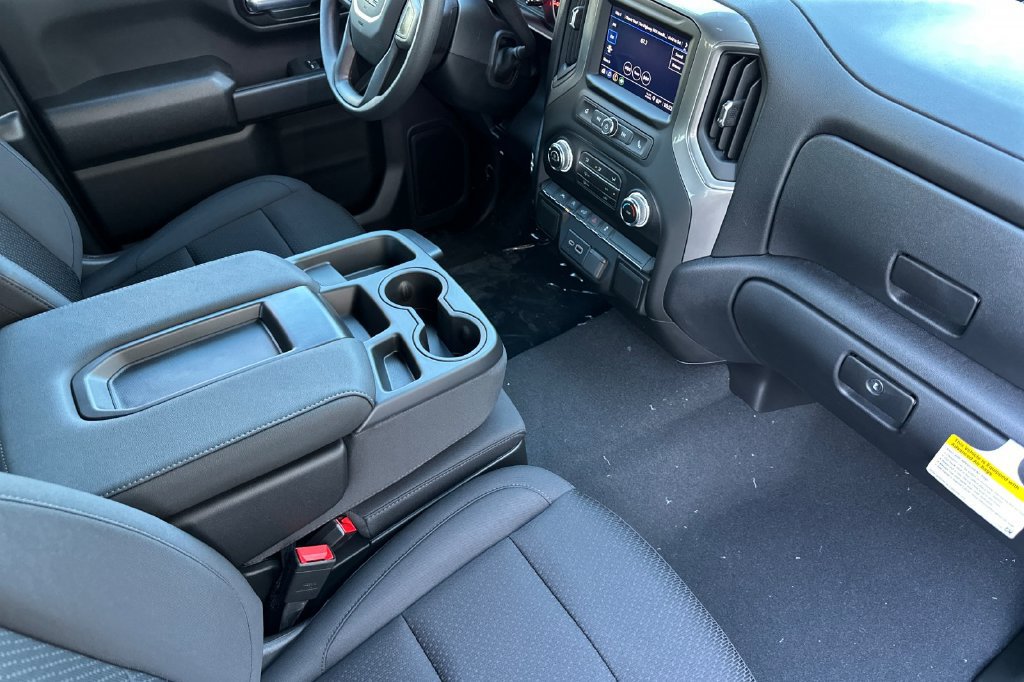2026 GMC Sierra 1500 Pro - Photo 18