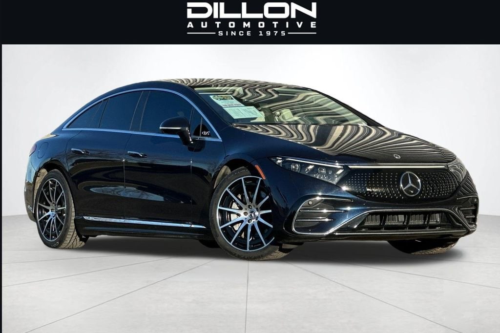 2022 Mercedes-Benz EQS's photo