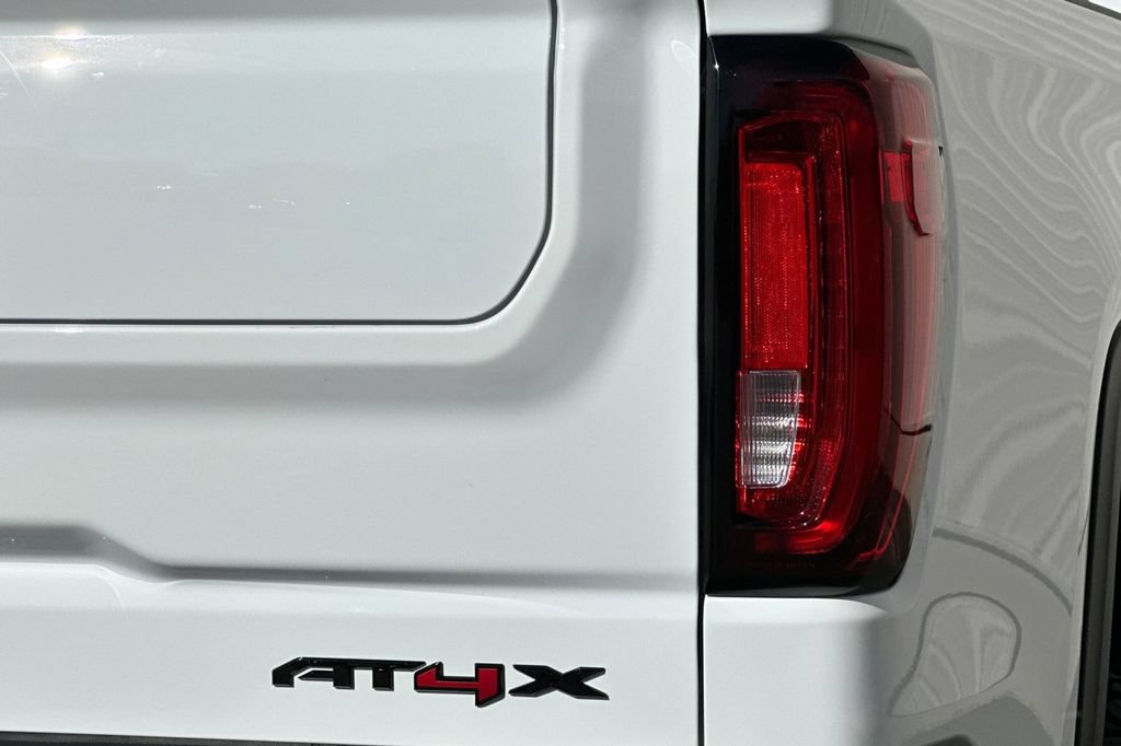 2026 GMC Sierra 1500 AT4X - Photo 21