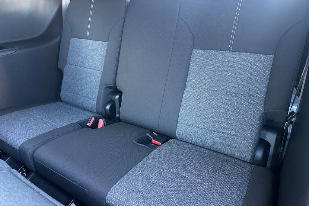 2026 GMC Acadia Elevation - Photo 13