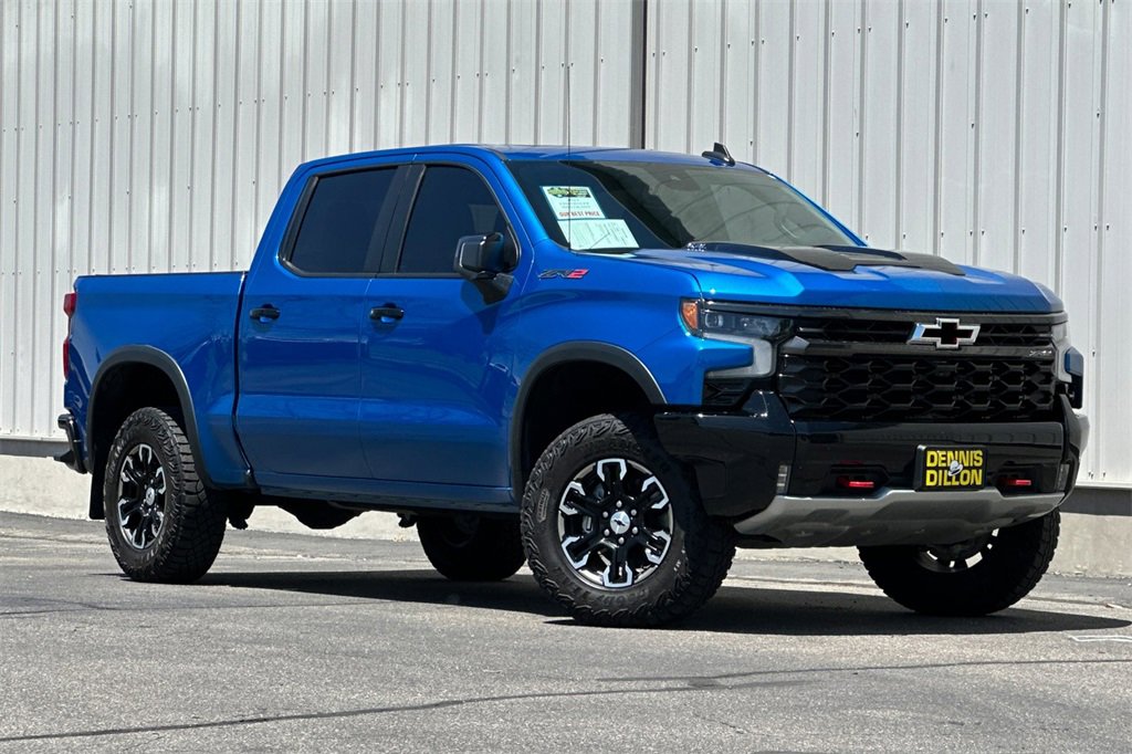2023 Chevrolet Silverado 1500 ZR2 photo 2