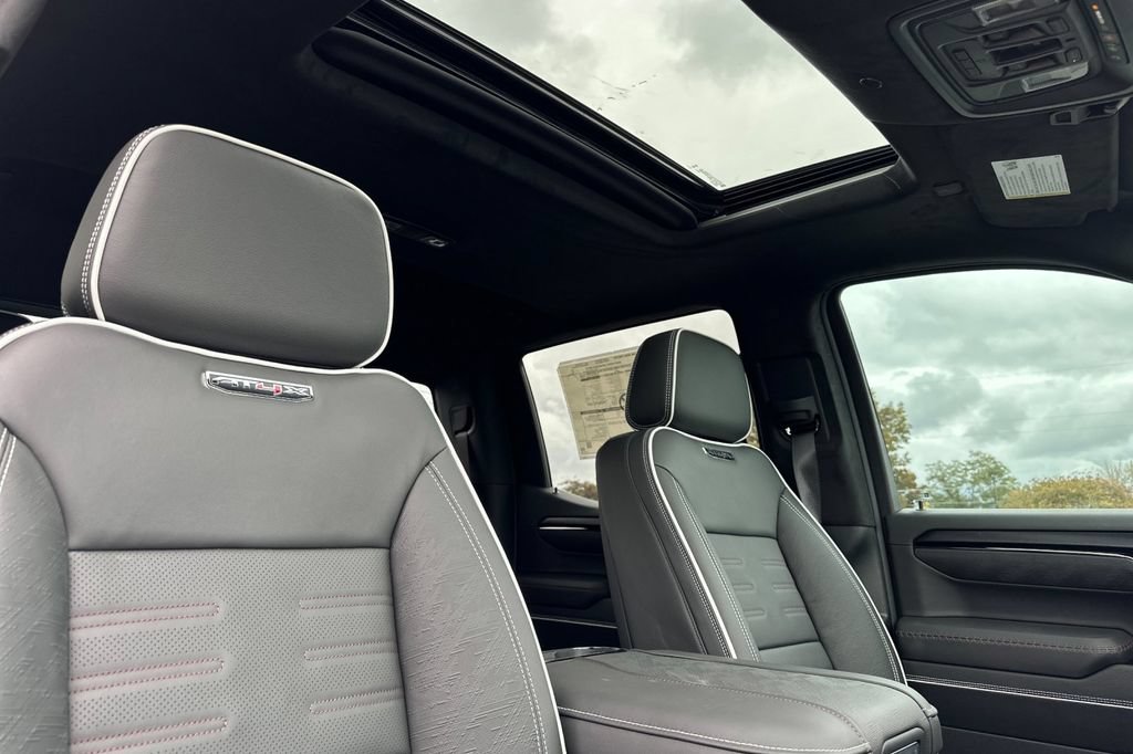 2026 GMC Sierra 1500 AT4X - Photo 13