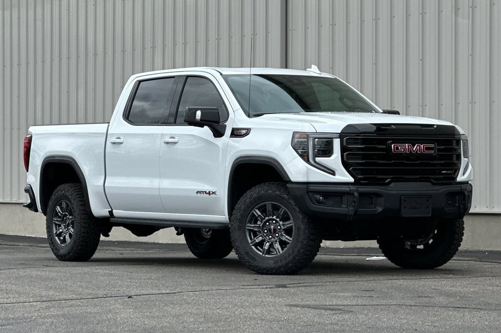 2026 GMC Sierra 1500 AT4X - Photo 2