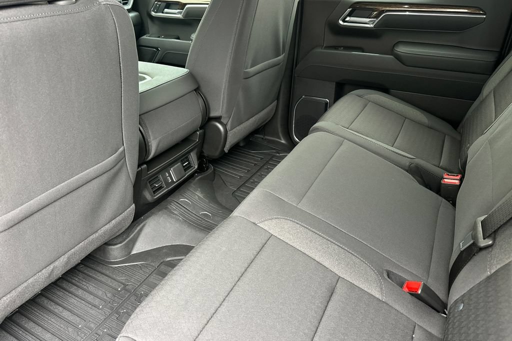 2026 GMC Sierra 1500 SLE - Photo 9