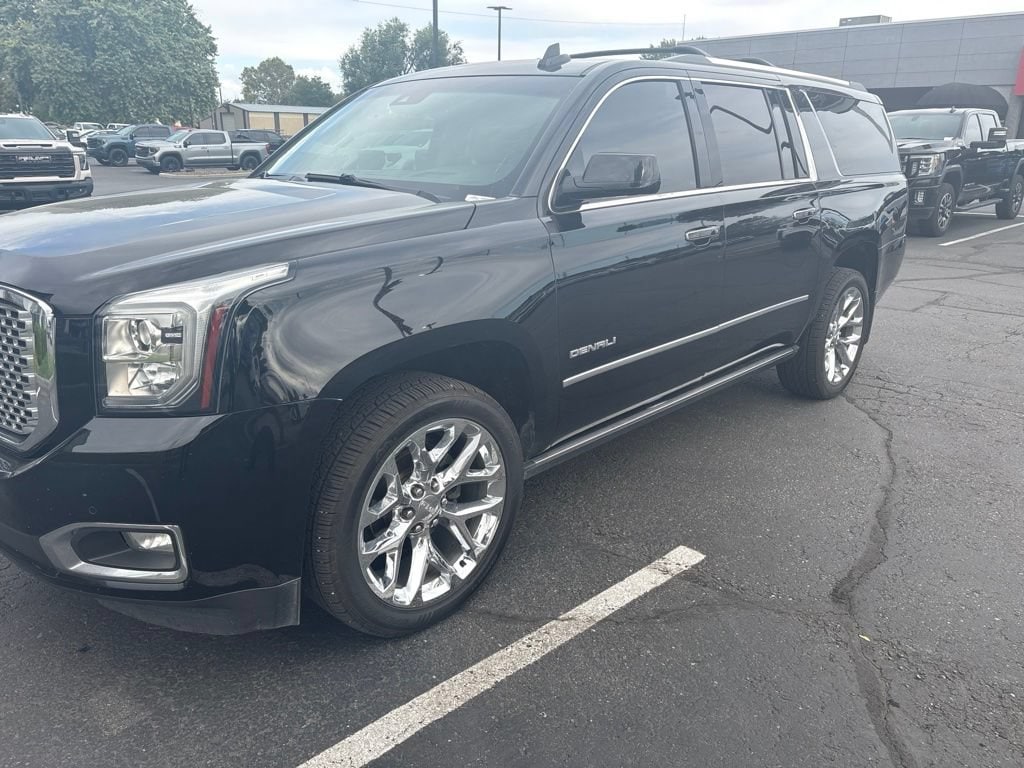 Used 2017 GMC Yukon XL Denali SUV