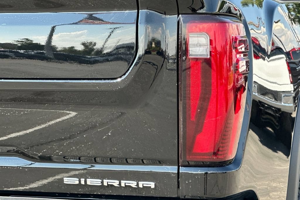 2026 GMC Sierra 3500HD Denali Ultimate - Photo 26
