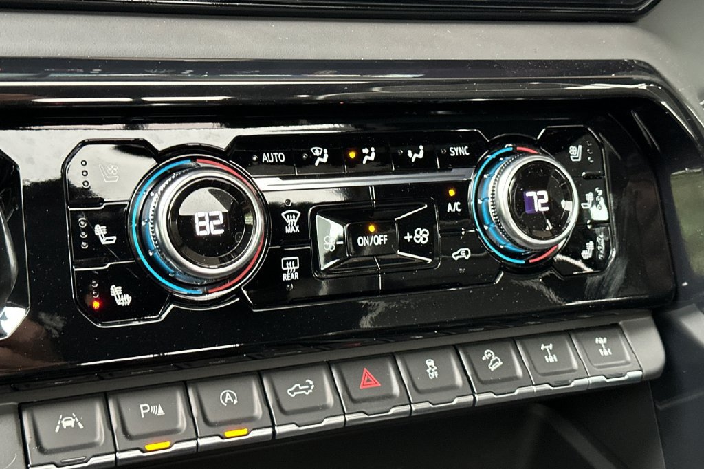 2026 GMC Sierra 1500 AT4X - Photo 17