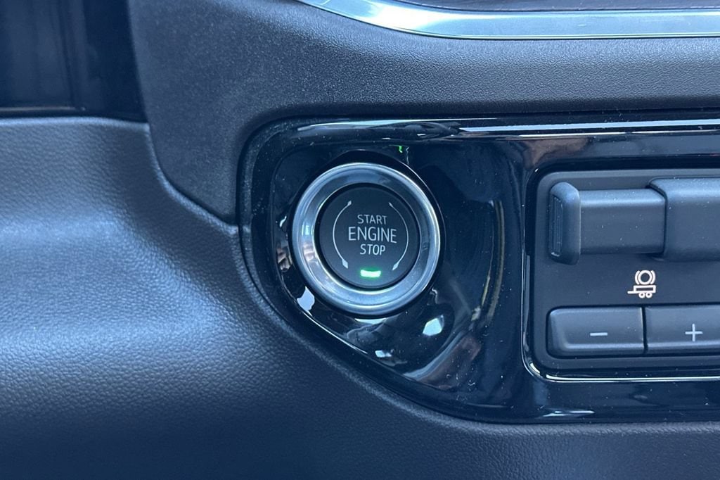 2026 GMC Sierra 1500 SLT - Photo 21