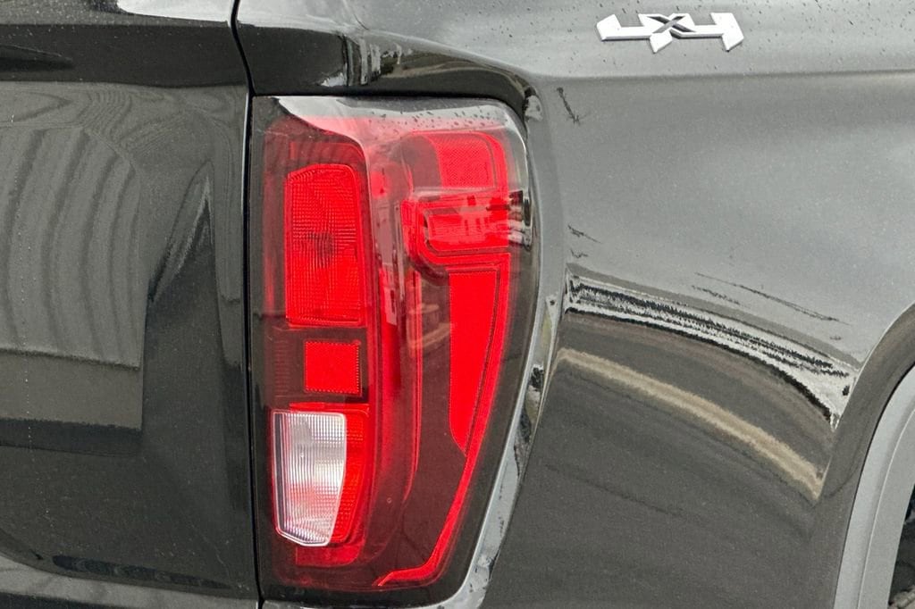 2025 GMC Sierra 1500 SLE - Photo 21