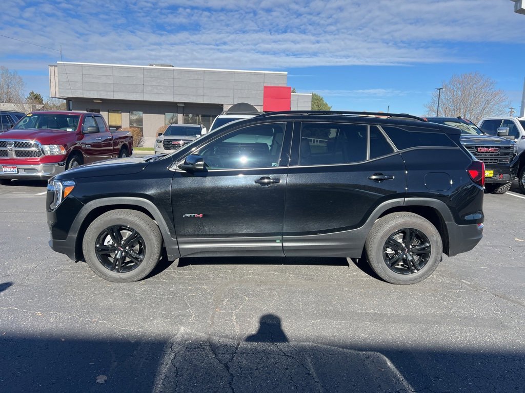 2022 Gmc Terrain AT4 photo 2