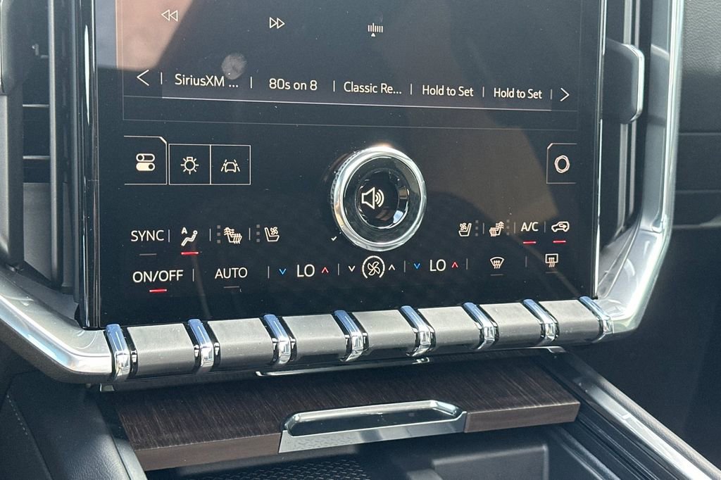 2026 GMC Acadia Denali - Photo 21