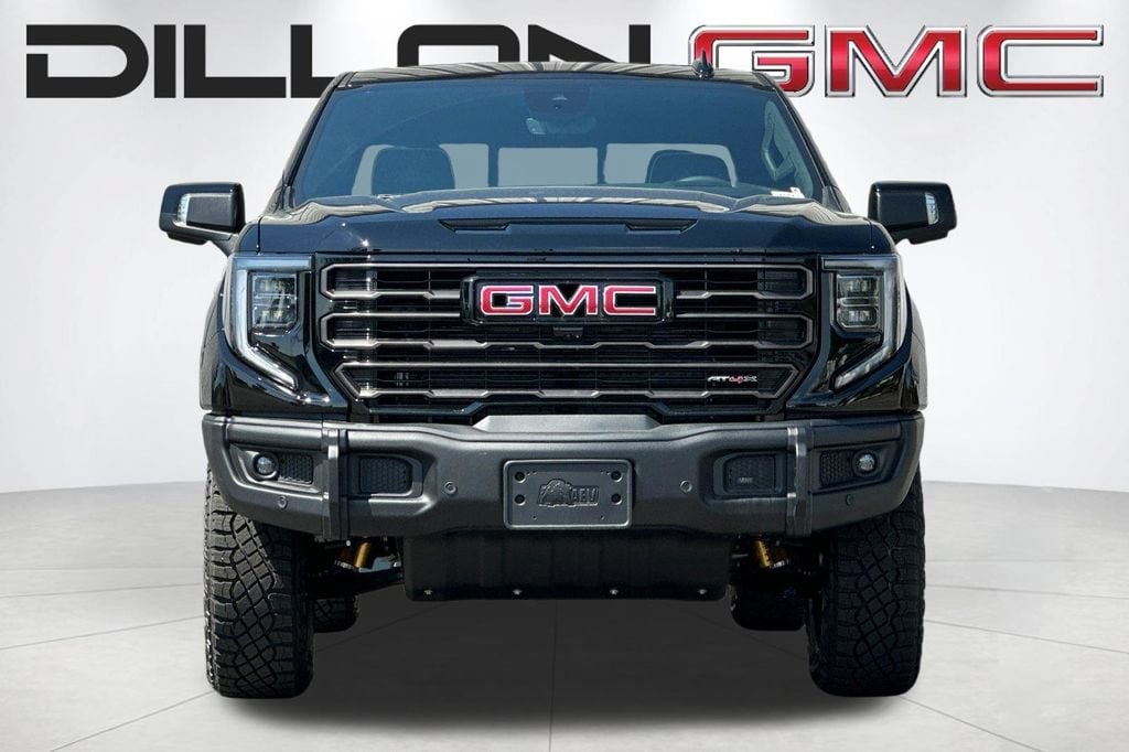 2026 GMC Sierra 1500 AT4X - Photo 9