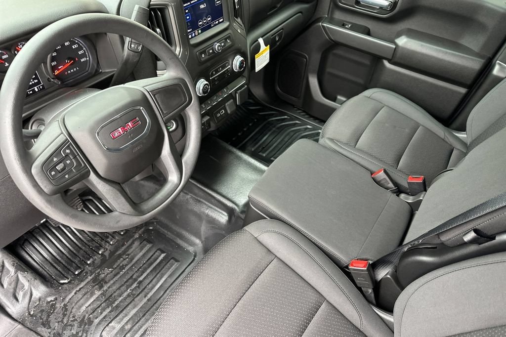 2026 GMC Sierra 2500HD Pro - Photo 10