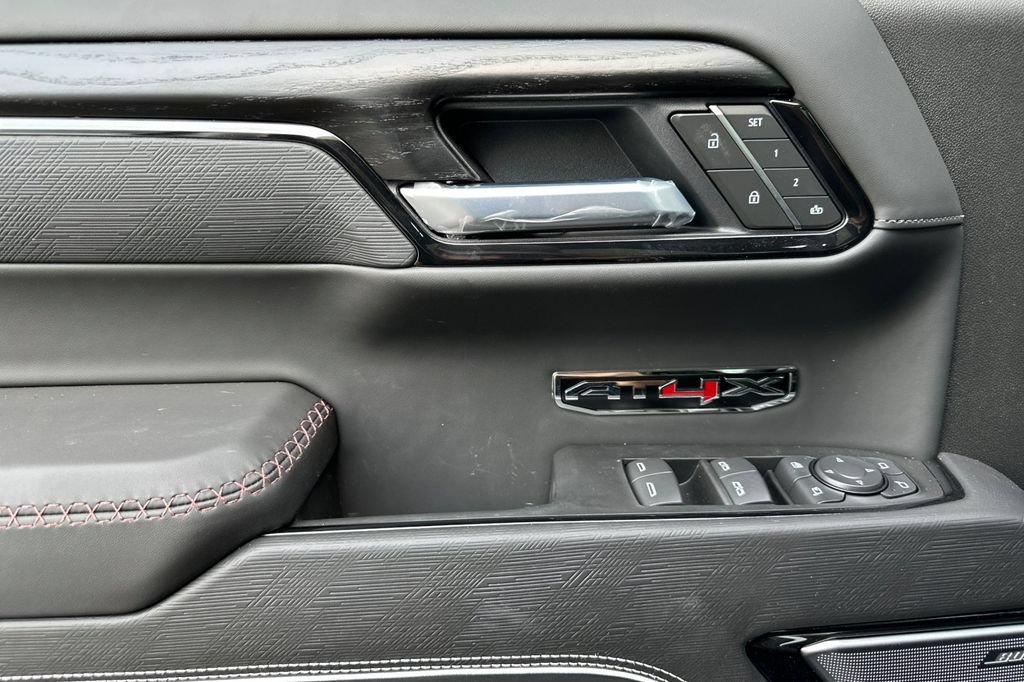 2026 GMC Sierra 1500 AT4X - Photo 13