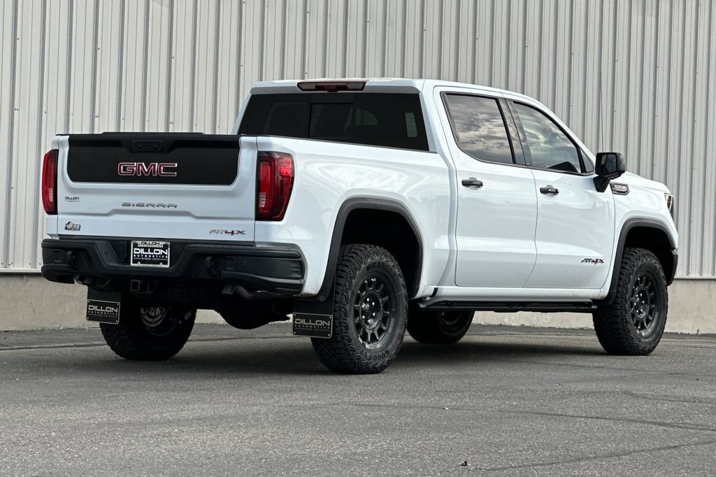 2026 GMC Sierra 1500 AT4X - Photo 7