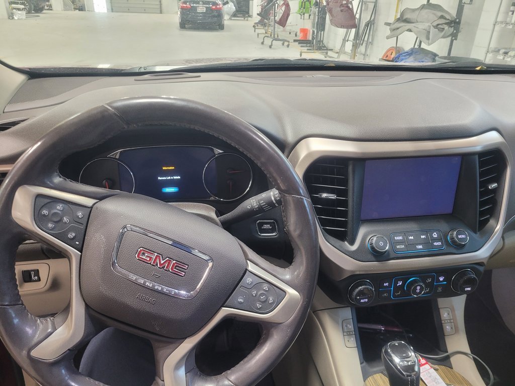 2018 Gmc Acadia Denali photo 2