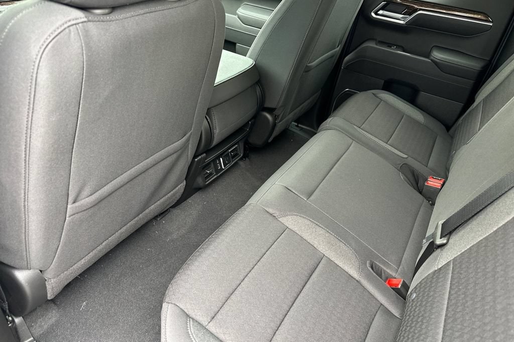 2026 GMC Sierra 1500 SLE - Photo 11