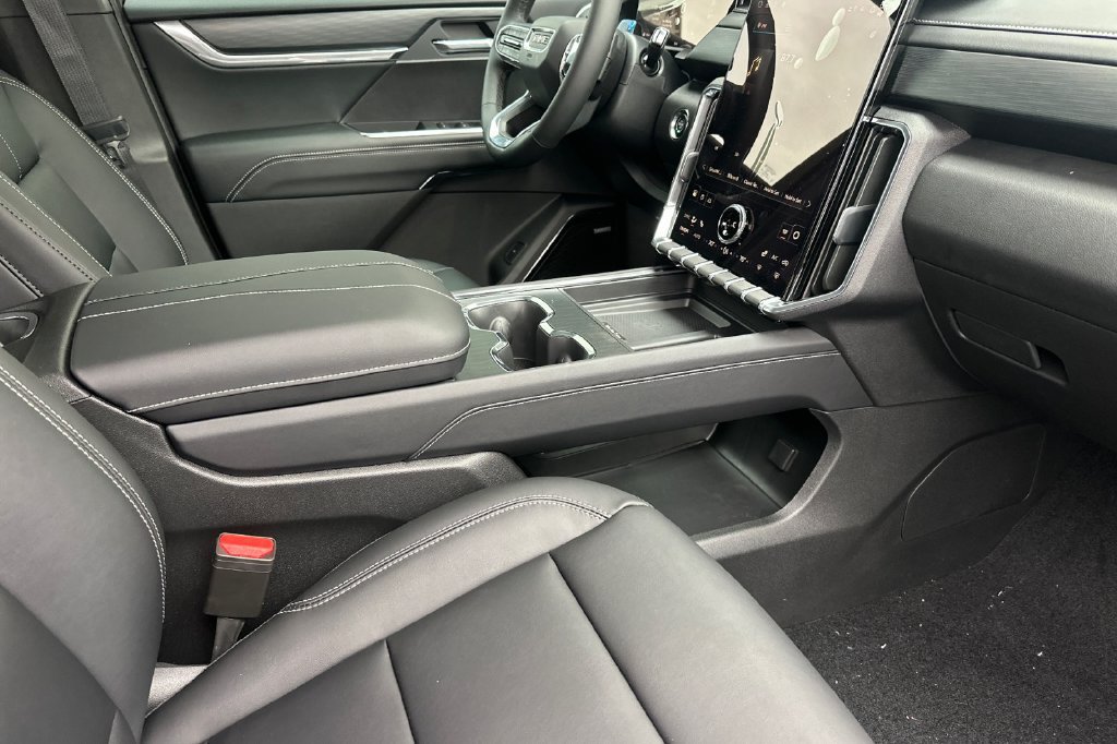 2026 GMC Acadia Elevation - Photo 14