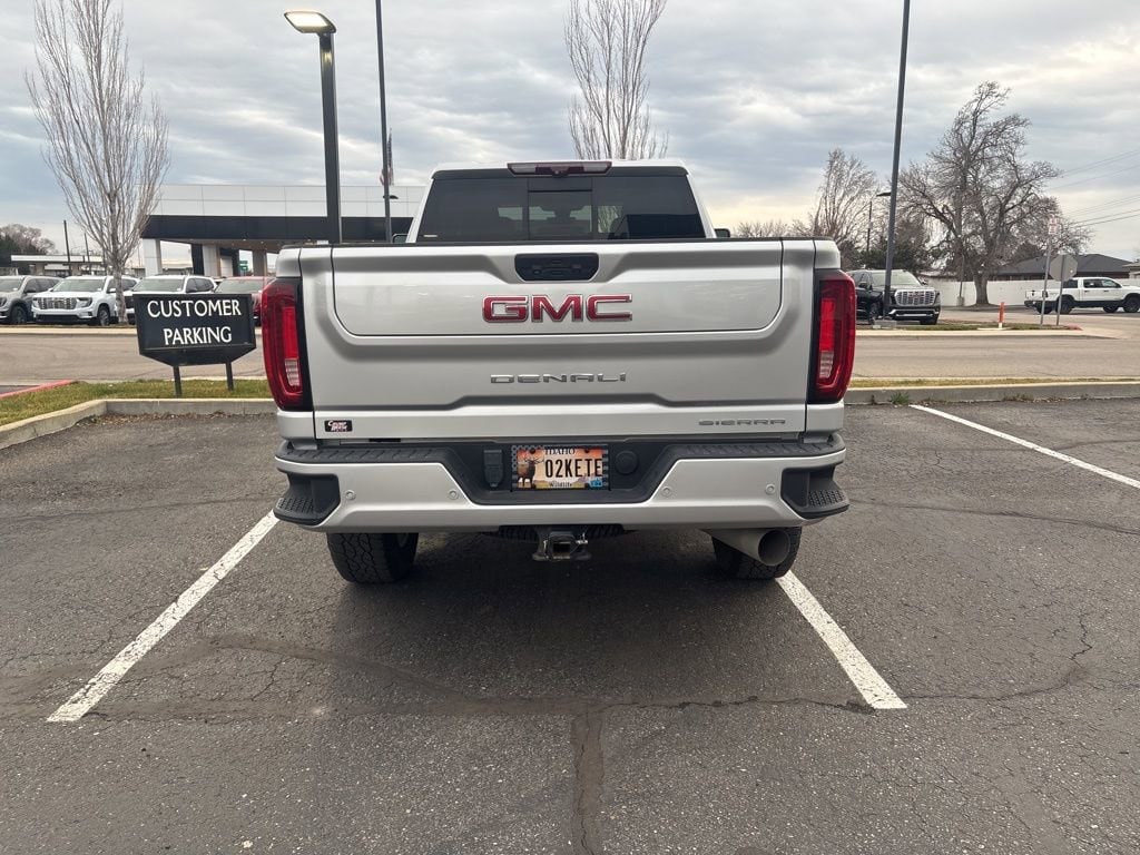 Used 2022 GMC Sierra 2500 HD Denali Truck