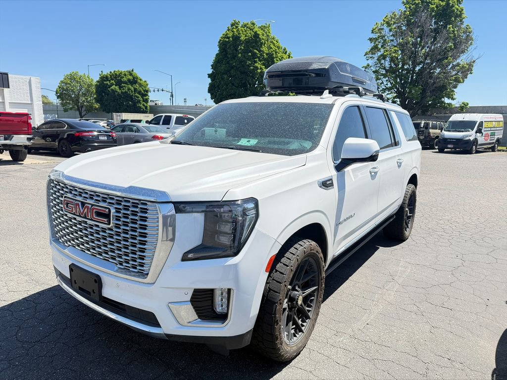 2022 GMC Yukon Denali AWD's photo