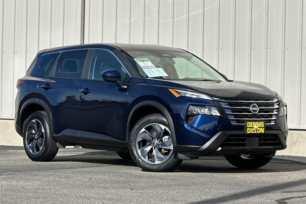 Used 2025 Nissan Rogue SV