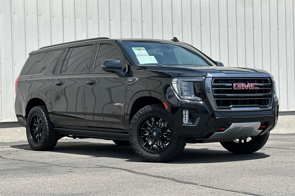 2022 Gmc Yukon XL AT4 photo 2