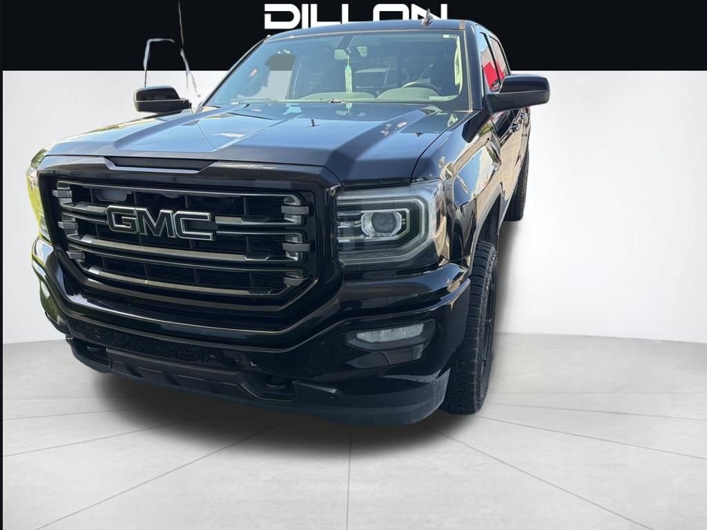 2017 GMC Sierra SLT 4x4 Crew Cab Standard Box's photo